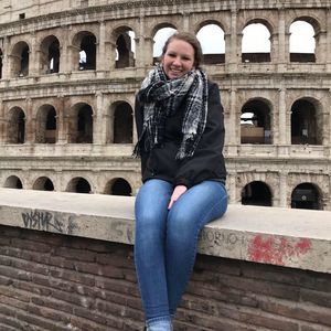 Meet your Posher, Amy